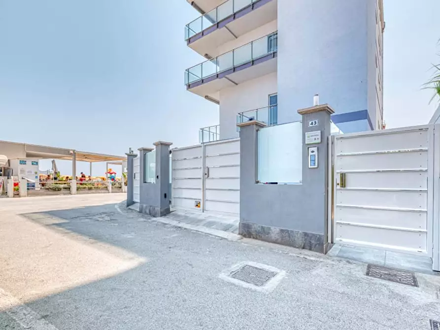 Immagine 22 di Appartamento in affitto  in Lungomare Giacomo Matteotti39 a Borghetto Santo Spirito