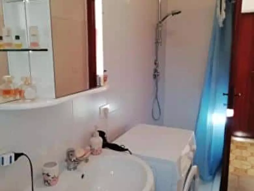 Immagine 9 di Appartamento in affitto  in Via Acquaroni103 a Roma