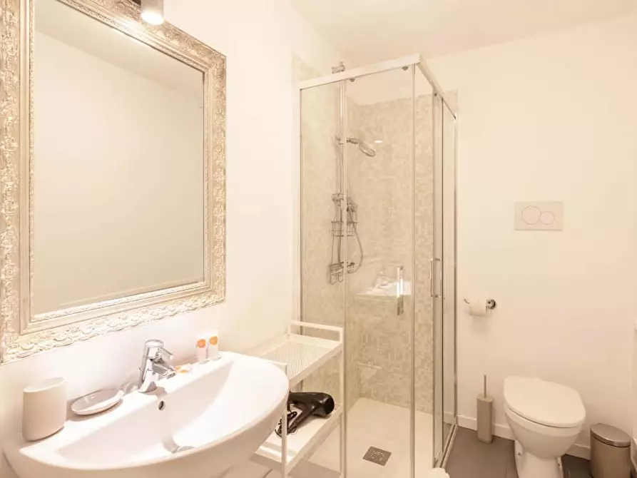 Immagine 31 di Appartamento in affitto  in Via Ascanio Sforza13 a Milano