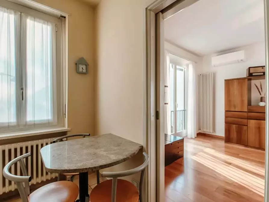 Immagine 15 di Appartamento in affitto  in Piazzale Milano5 a Campione D'italia