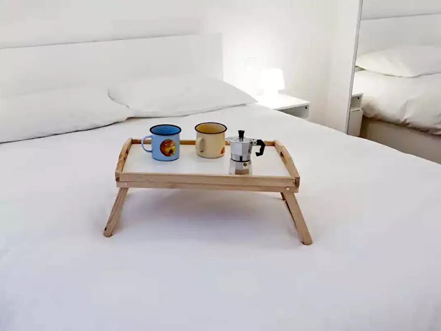 Immagine 56 di Appartamento in affitto  in Via Luigi Canonica1 a Milano