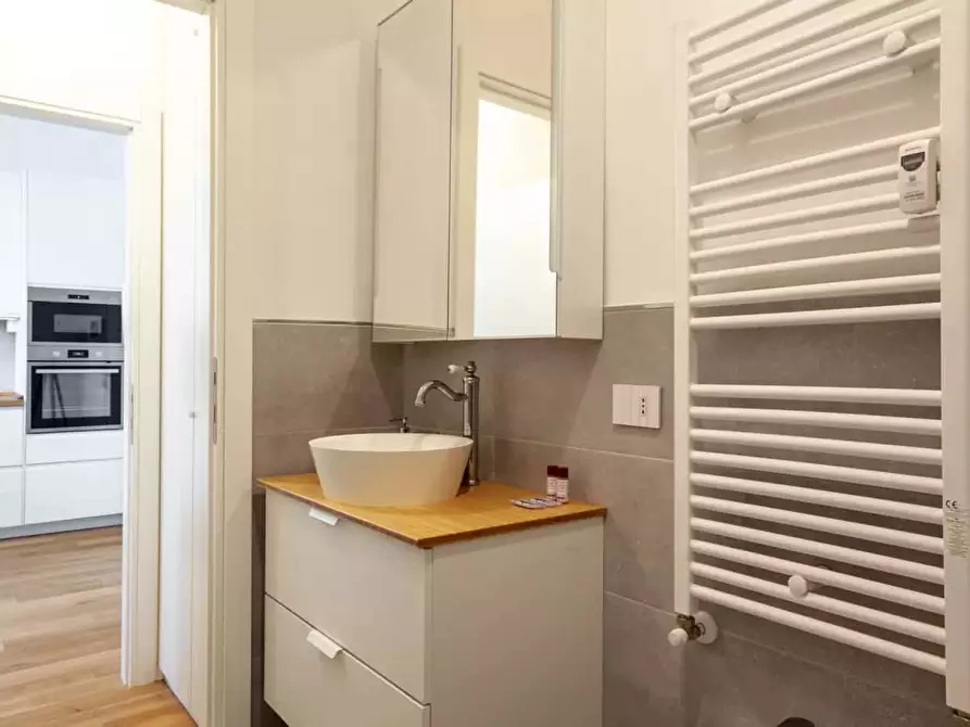 Immagine 25 di Appartamento in affitto  in Via Francesco Melzi d'Eril38 a Milano