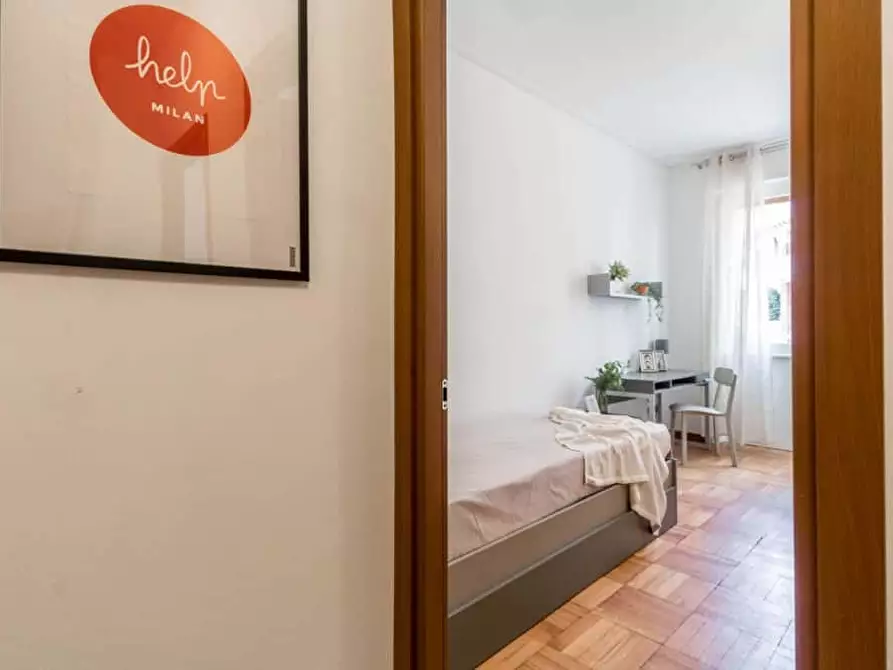 Immagine 5 di Camera in affitto  in Via Renato Fucini14 a Milano