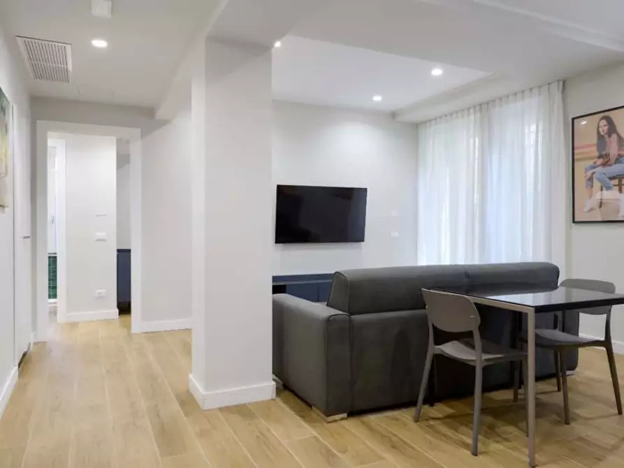 Immagine 12 di Appartamento in affitto  in Via Giulia di Gallese4 a Roma