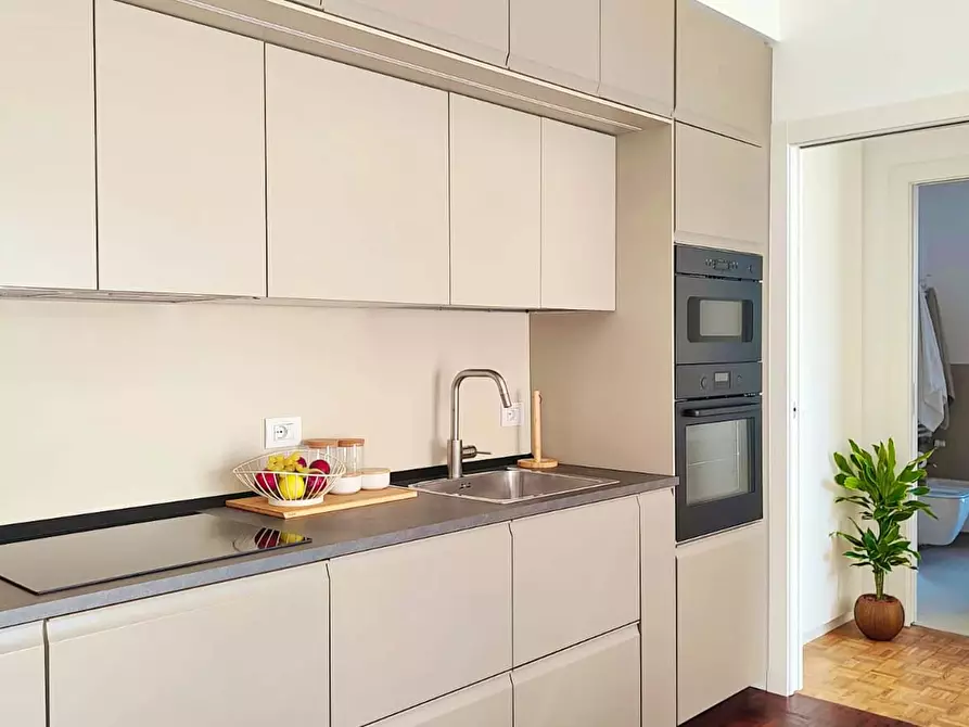 Immagine 9 di Appartamento in affitto  in Via Privata Battista De Rolandi a Milano