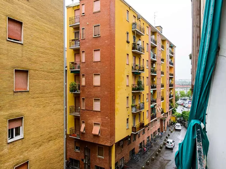Immagine 12 di Camera in affitto  in Via Melchiorre Delfico24/2 a Milano