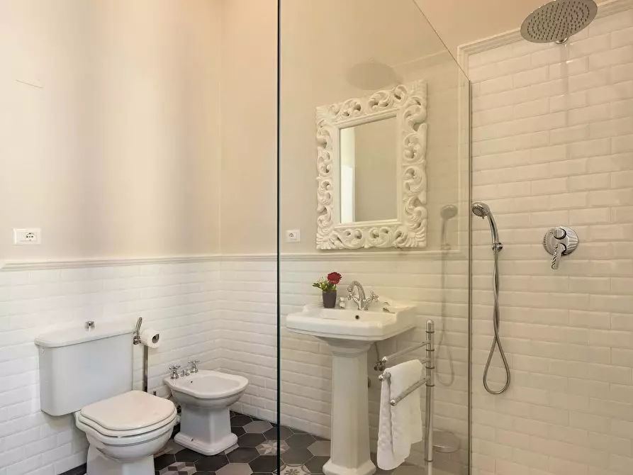 Immagine 38 di Appartamento in affitto  in Via degli Speziali a Firenze