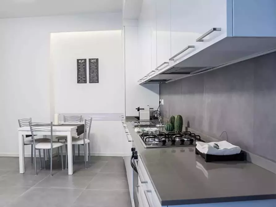 Immagine 11 di Appartamento in affitto  in Via San Gerolamo Emiliani1 a Milano