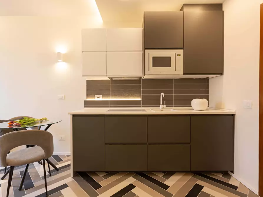 Immagine 4 di Appartamento in affitto  in Via Accademia61 a Milano