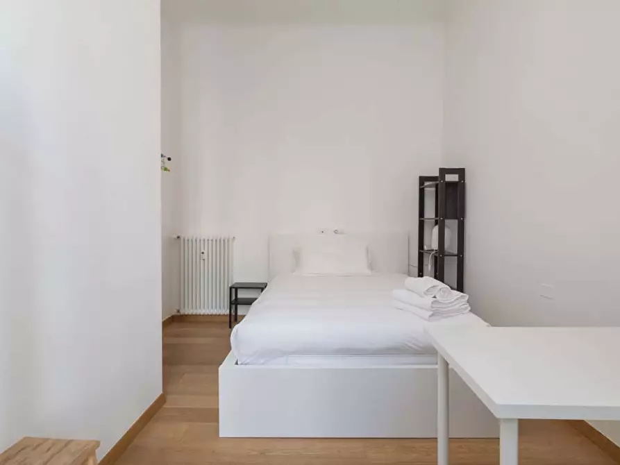 Immagine 3 di Appartamento in affitto  in Via Ugo Bassi23 a Milano