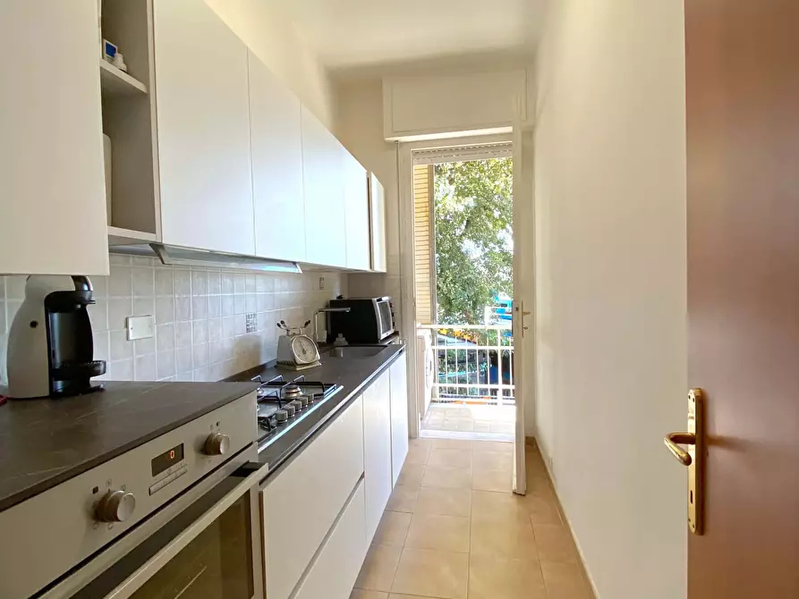 Immagine 27 di Appartamento in affitto  in Via Giulio Cesare82 a Viareggio