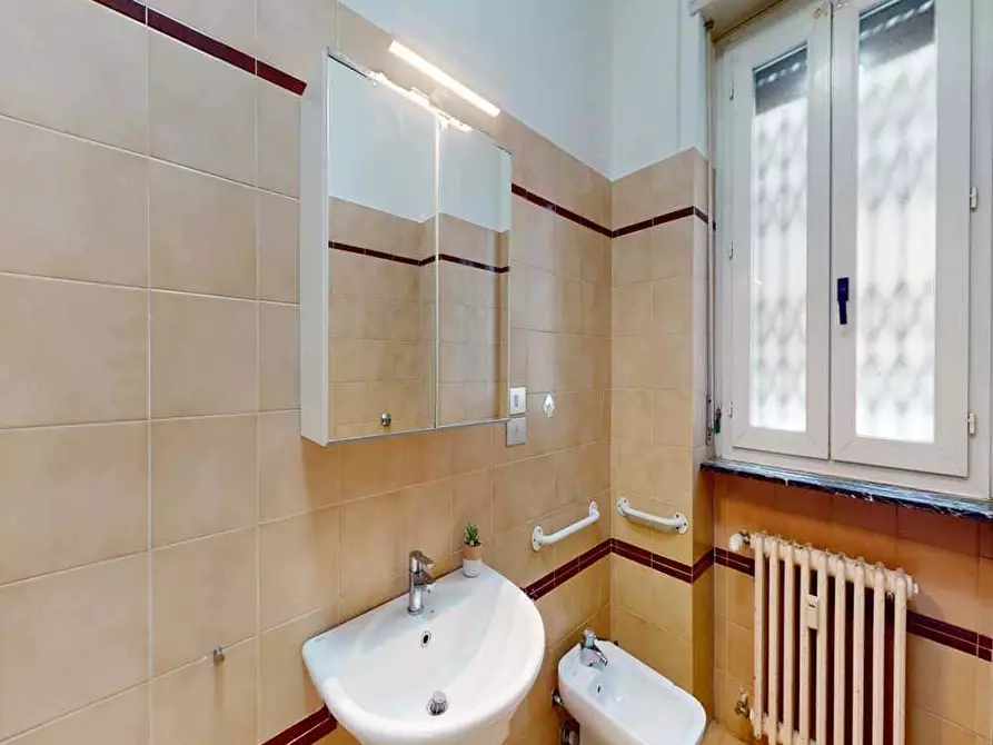 Immagine 18 di Camera in affitto  in Via Anco Marzio4 a Milano
