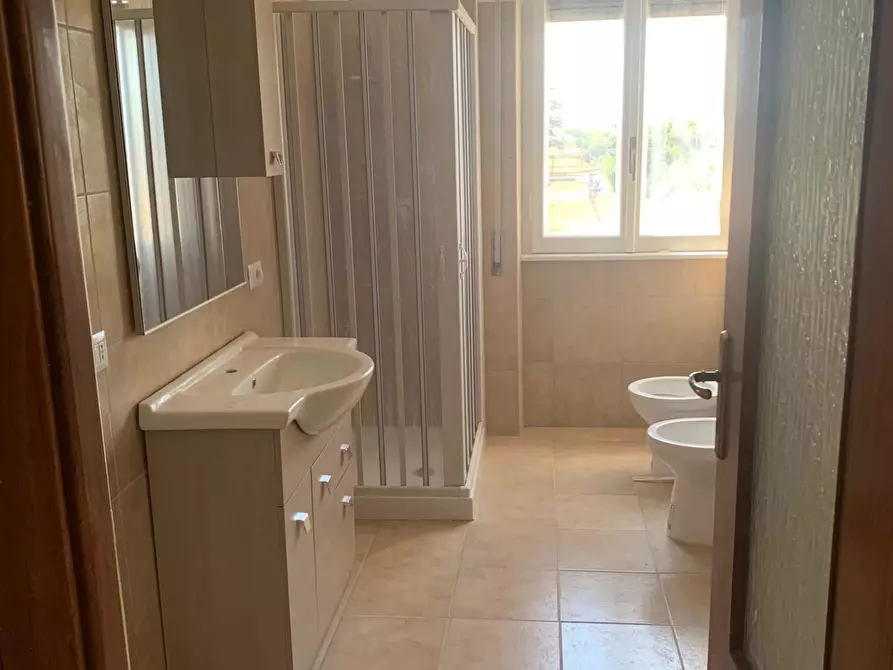 Immagine 18 di Camera in affitto  in Via Imperia6 a Roma