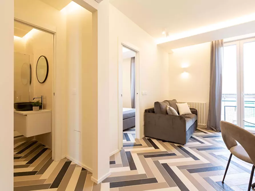 Immagine 6 di Appartamento in affitto  in Via Accademia61 a Milano