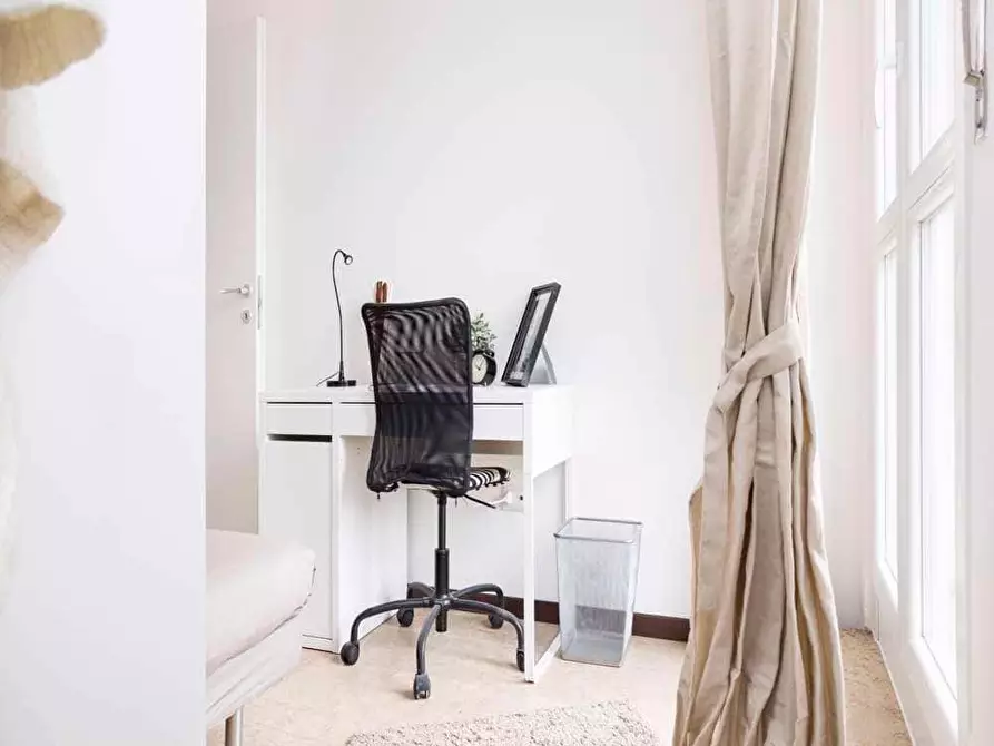 Immagine 6 di Camera in affitto  in Viale Carlo Espinasse12 a Milano