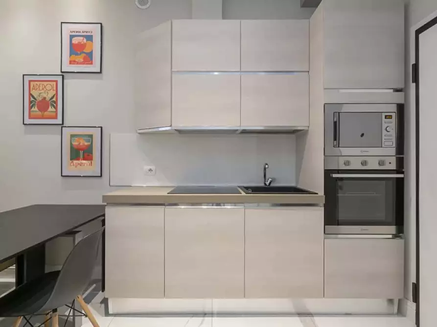 Immagine 9 di Appartamento in affitto  in Via della Moscova27 a Milano