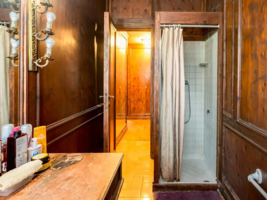 Immagine 6 di Camera in affitto  in Via Giovanni Segantini75 a Milano