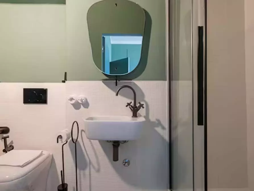 Immagine 13 di Appartamento in affitto  in Via Gaetano de Castillia24 a Milano