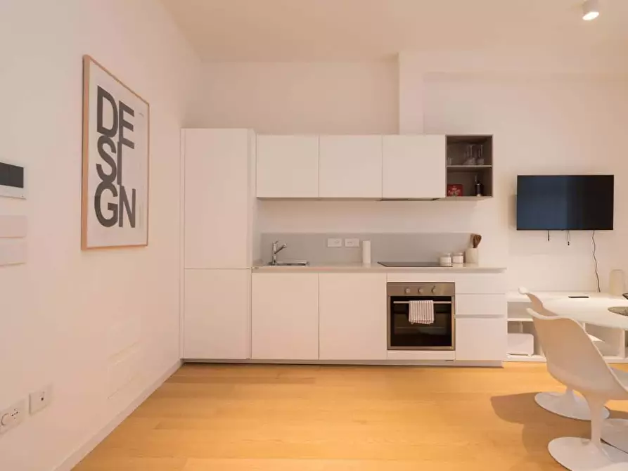 Immagine 2 di Appartamento in affitto  in Via Errico Petrella4 a Milano
