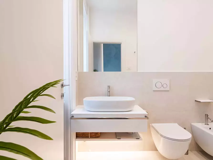 Immagine 7 di Appartamento in affitto  in Via della Moscova46 a Milano