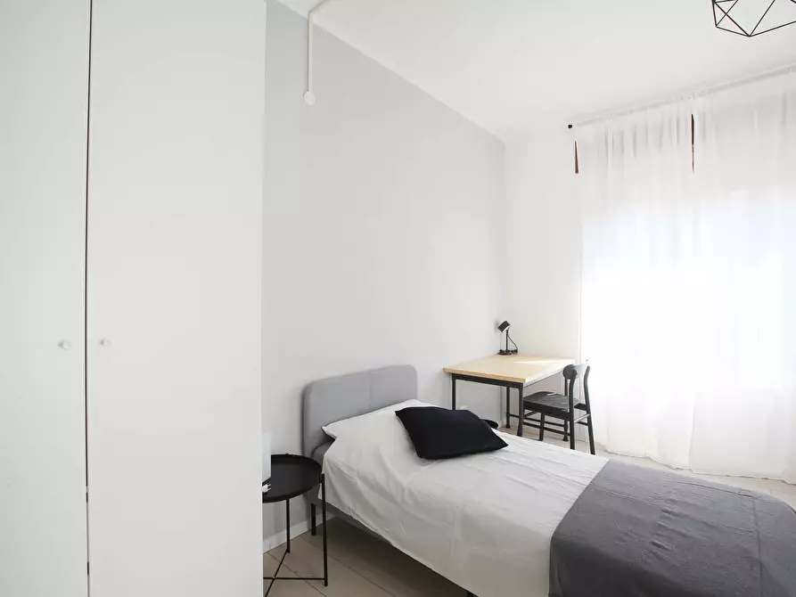 Immagine 4 di Camera in affitto  in Via Giuseppe Soli9 a Modena