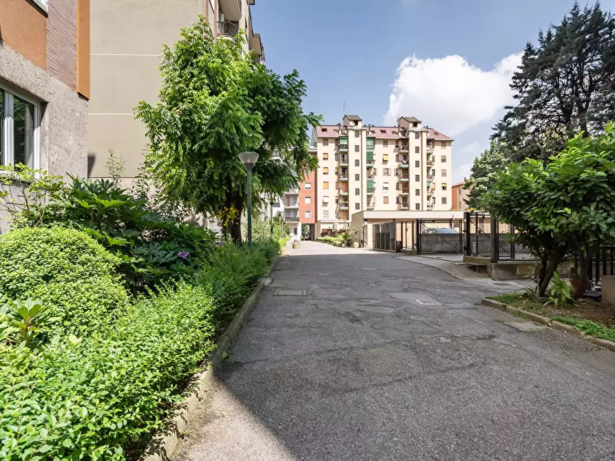 Immagine 19 di Appartamento in affitto  in Via Lodovico Il Moro165 a Milano
