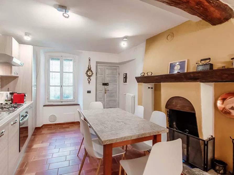 Immagine 3 di Appartamento in affitto  in Via Attilio Salice3 a Argegno