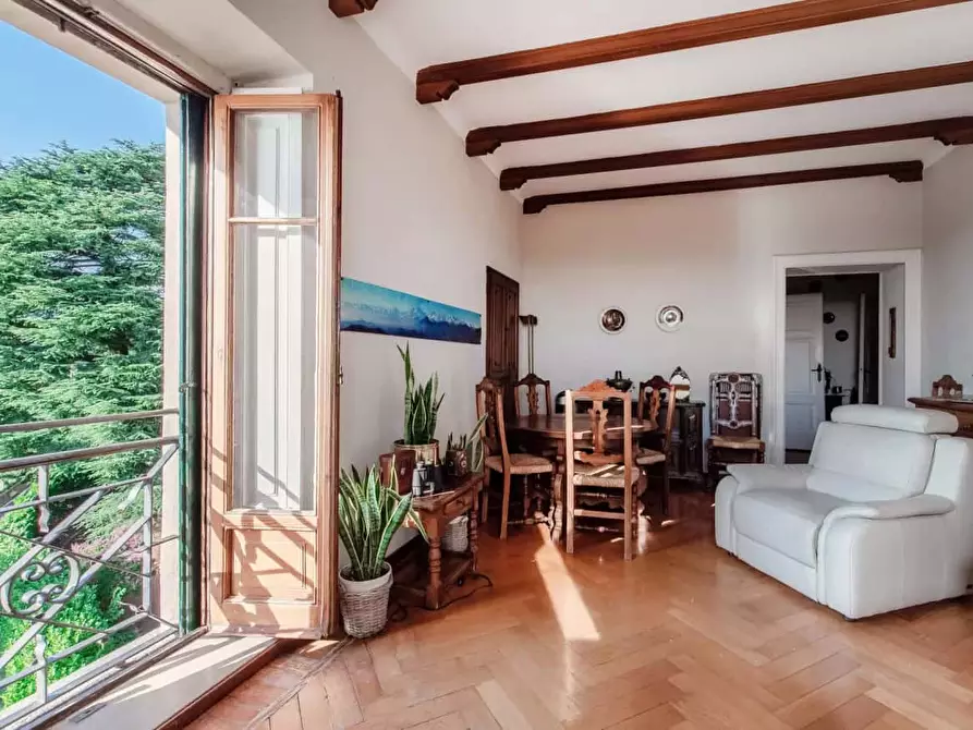 Immagine 2 di Appartamento in affitto  in Via Alessandro Volta49 a Brunate