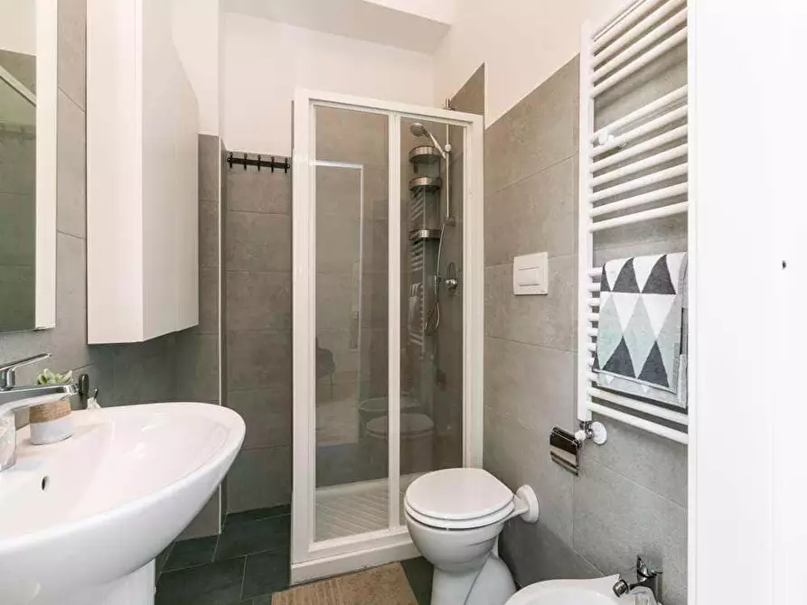 Immagine 29 di Camera in affitto  in Via Privata Parenzo6 a Milano