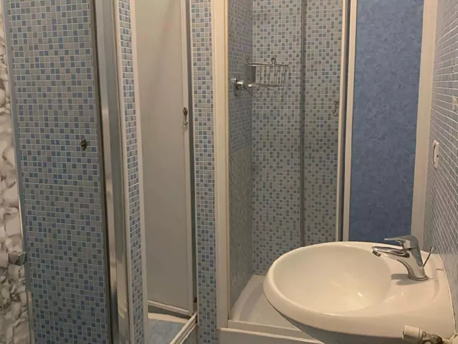 Immagine 4 di Camera in affitto  in Via Bixio41 a Roma