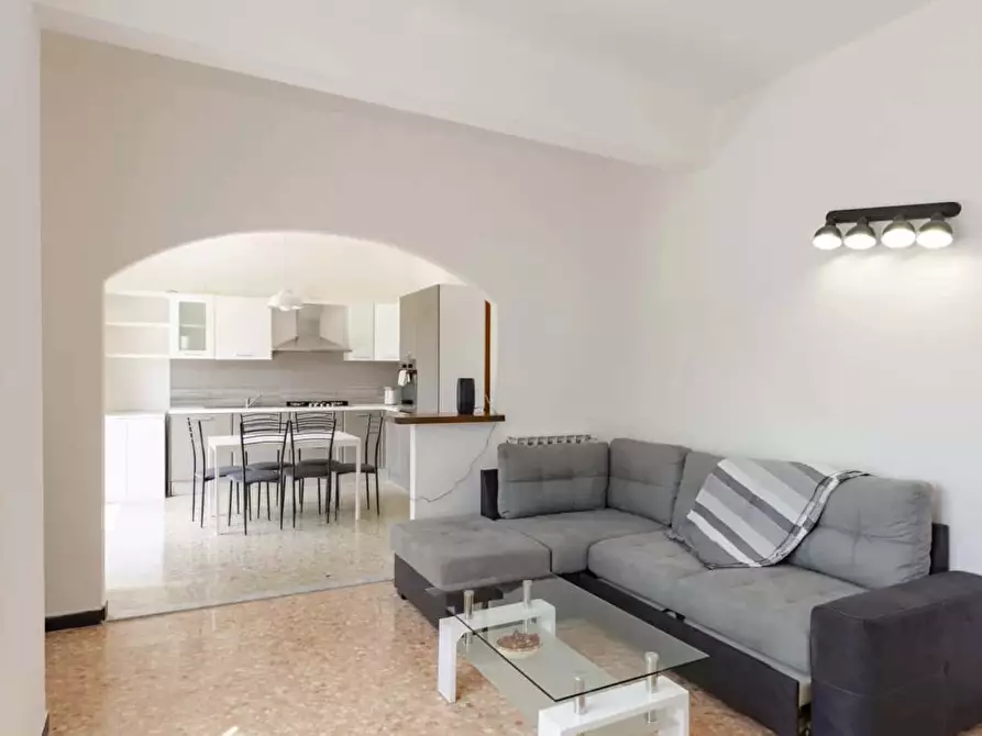 Immagine 1 di Appartamento in affitto  in Via dei Piani106 a Avegno
