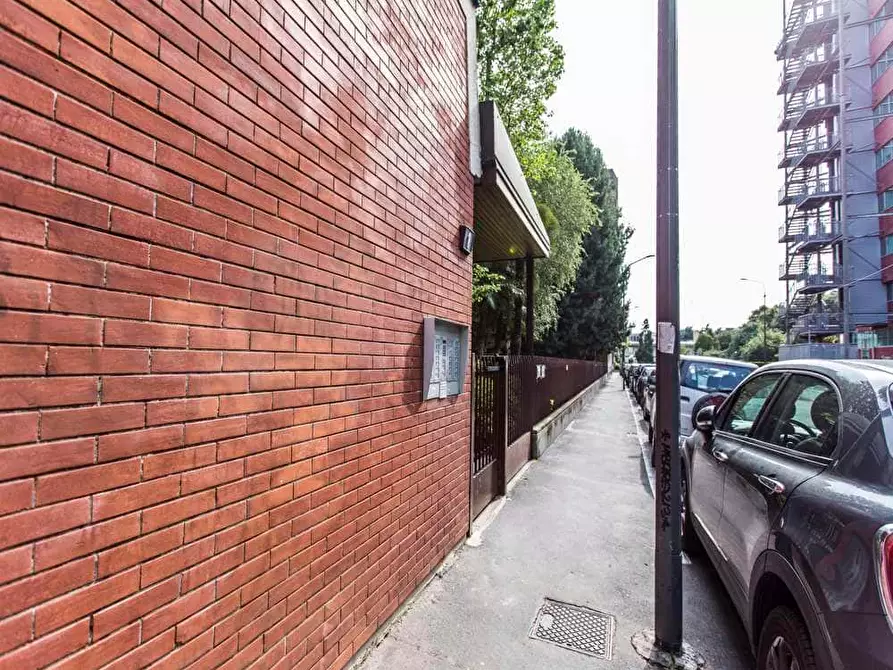 Immagine 39 di Camera in affitto  in Via Raffaello Bertieri1 a Milano