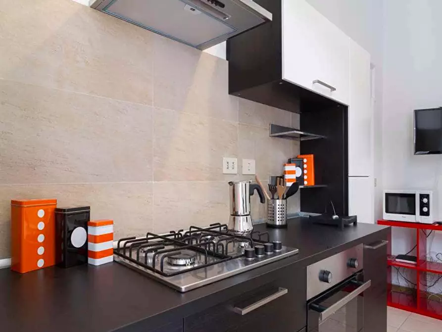 Immagine 20 di Camera in affitto  in Via Gustavo Modena35 a Milano