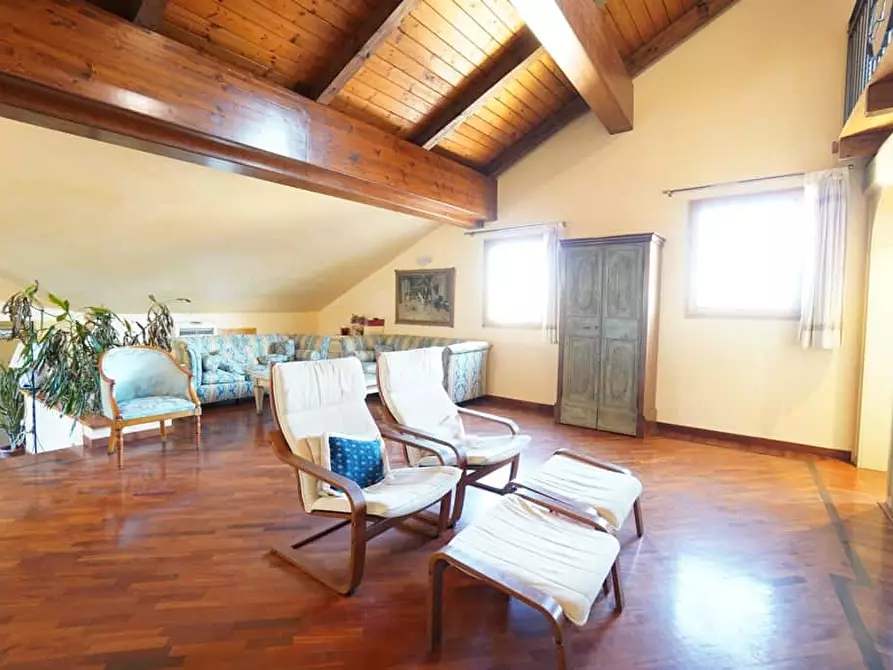 Immagine 8 di Appartamento in affitto  in Via Galliera18 a Bologna