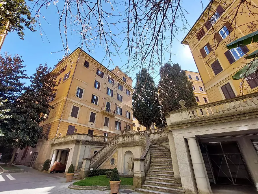 Immagine 6 di Appartamento in affitto  in Viale Bruno Buozzi19 a Roma