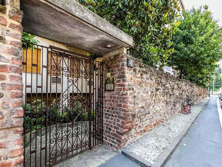 Immagine 21 di Camera in affitto  in Viale Beatrice D'Este4 a Milano