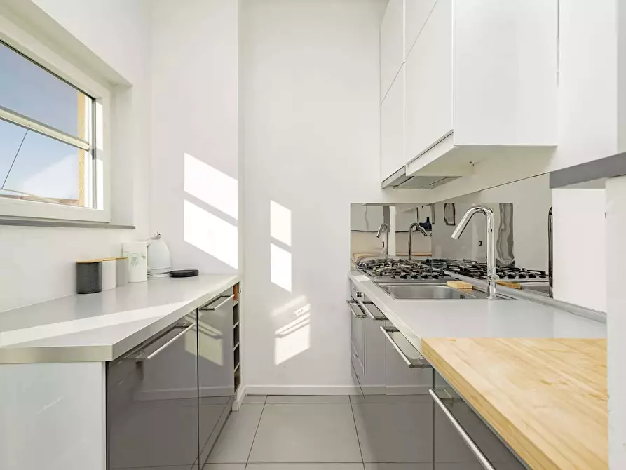 Immagine 5 di Appartamento in affitto  in Via Fezzan9 a Milano