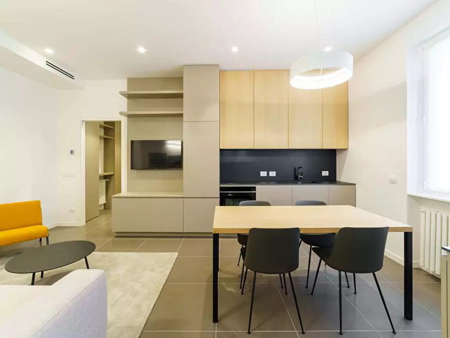 Immagine 16 di Appartamento in affitto  in Via San Senatore2 a Milano