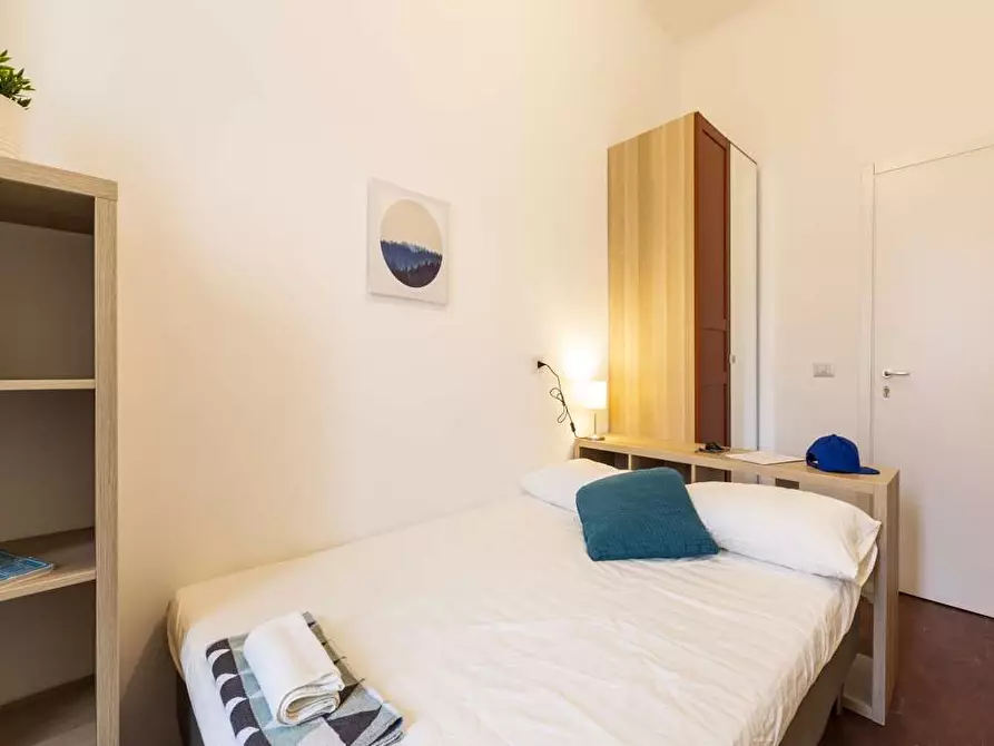 Immagine 2 di Camera in affitto  in Via Paolo Bassi22 a Milano