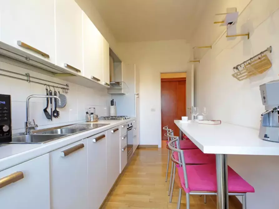 Immagine 4 di Appartamento in affitto  in Via della Farnesina100 a Roma