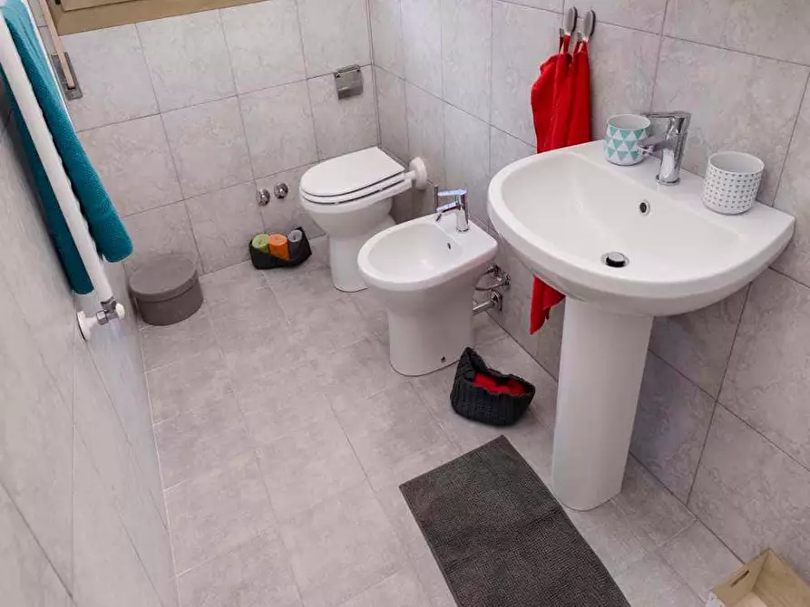 Immagine 36 di Camera in affitto  in Viale Giovanni Vicini20 a Bologna