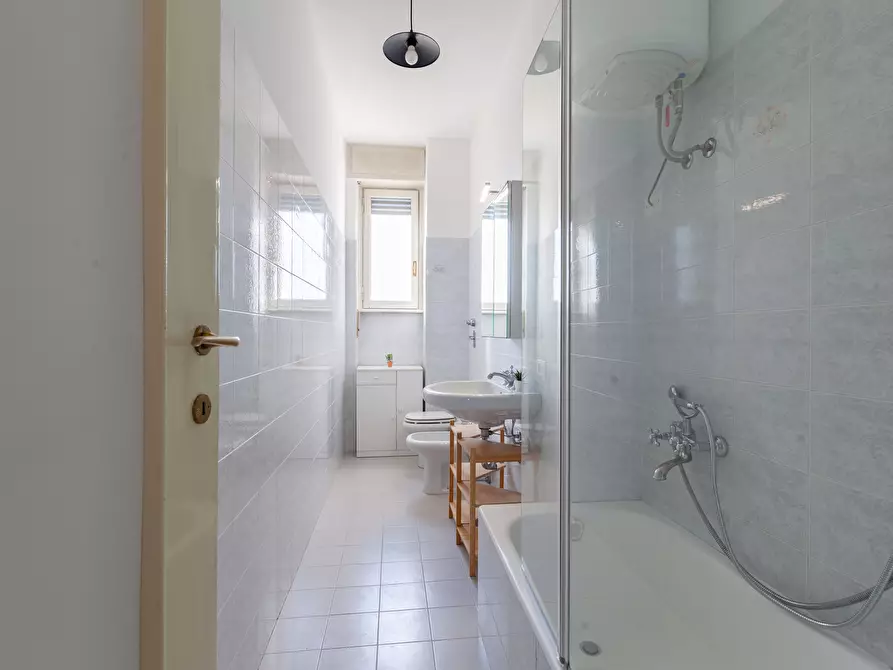 Immagine 3 di Camera in affitto  in Via Michelangelo Buonarroti15 a Milano