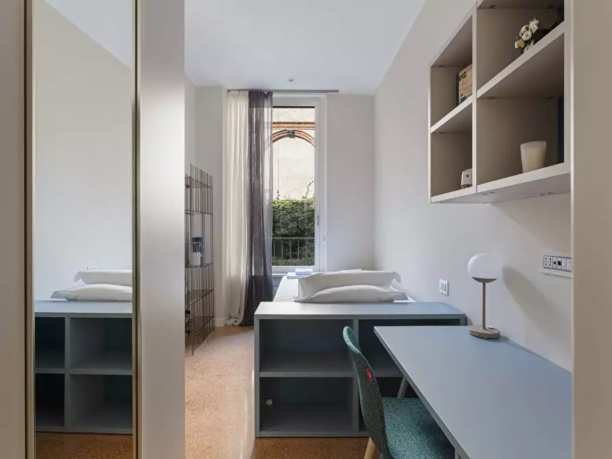 Immagine 19 di Appartamento in affitto  in Via dei Piatti4 a Milano