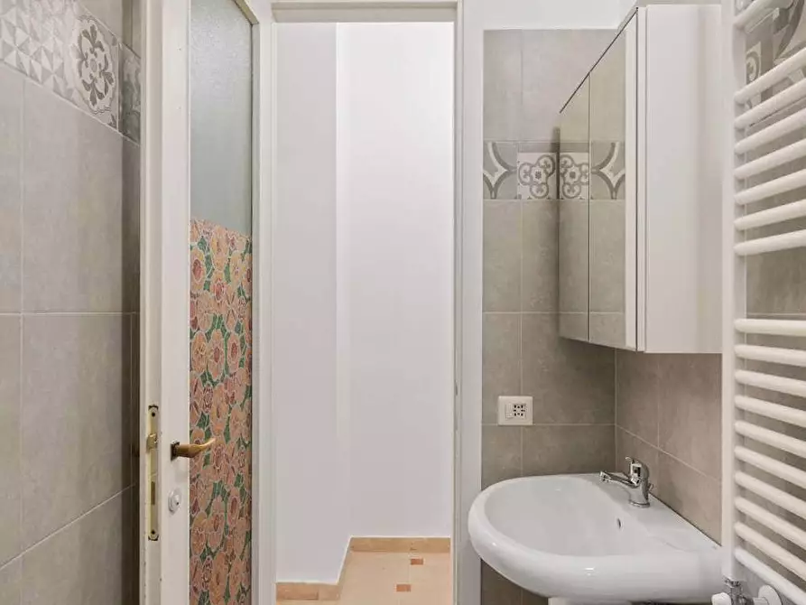 Immagine 22 di Camera in affitto  in Via Lentasio9 a Milano