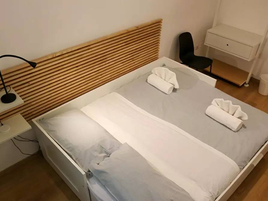 Immagine 24 di Appartamento in affitto  in Via Alfonso Borelli5 a Roma