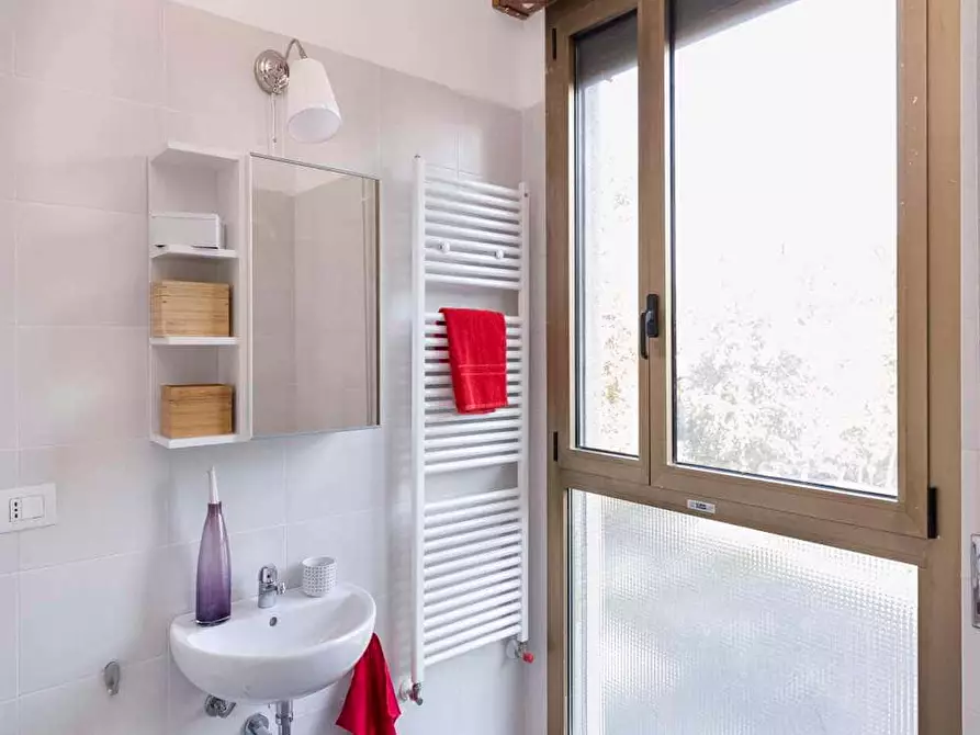 Immagine 32 di Camera in affitto  in Viale Giovanni Vicini20 a Bologna