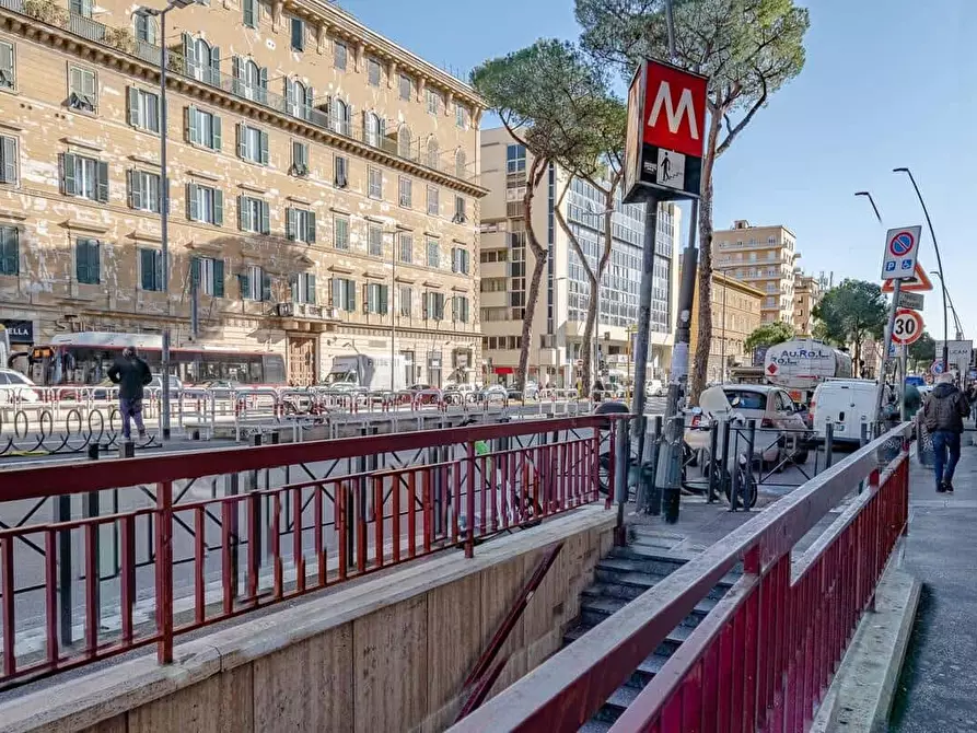 Immagine 22 di Appartamento in affitto  in Via Appia Nuova45 a Roma