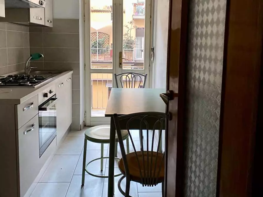 Immagine 4 di Camera in affitto  in Via Fratelli Bronzetti26 a Brescia