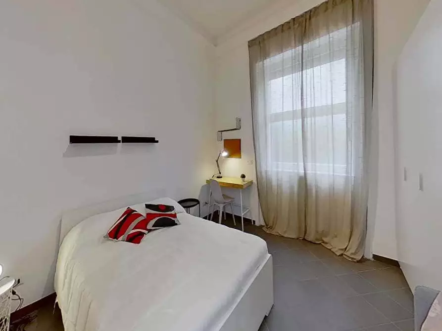 Immagine 1 di Camera in affitto  in Via Gualtiero Castellini33 a Roma