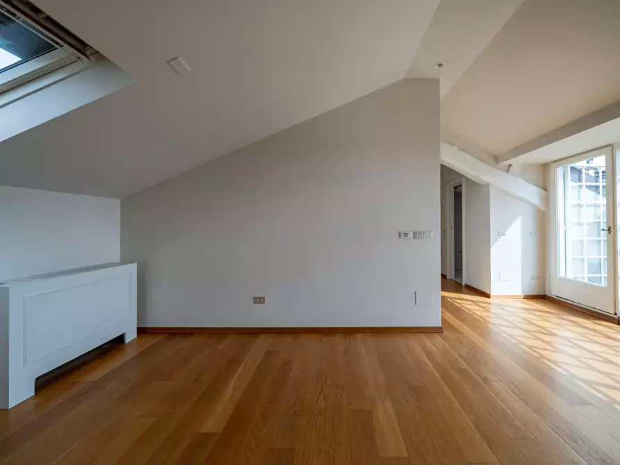 Immagine 70 di Appartamento in affitto  in Corso Vercelli1 a Milano